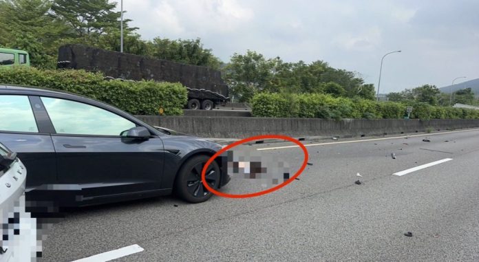 快訊／國1三義段3車撞成一團！占3車道回堵　驚傳民眾噴出車外