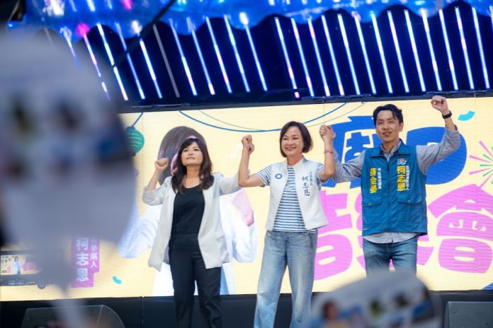 鹽埕人口從6萬跌剩2萬　柯志恩提出「時光走廊」拚舊城再生