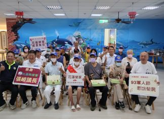 九三軍人節前夕「探望國軍前輩」 張峻:軍人保衛國家、政府守護晚年