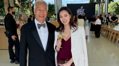 郭台銘爆密會女球友後　曾馨瑩首曬夫妻合照　同框庫克