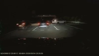 國3驚見轎車「亮倒車燈往後退」！後車嚇壞急閃避　駕駛：已通報警方
