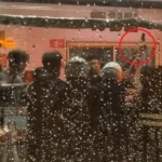 桃園醉漢拍打警槍!燒烤店內爆衝突場面失控 警噴辣椒水制伏逮捕 桃園醉漢拍打警槍!燒烤店內爆衝突場面失控 警噴辣椒水制伏逮捕