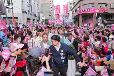 賴瑞隆回「起家厝」拚市長　拋3大保證喊「一生懸命」拚高雄黃金10年