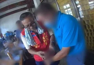 假投資騙走200萬!警扮宮廟委員埋伏 「甕中捉鱉」逮55歲車手 假投資騙走200萬!警扮宮廟委員埋伏 「甕中捉鱉」逮55歲車手