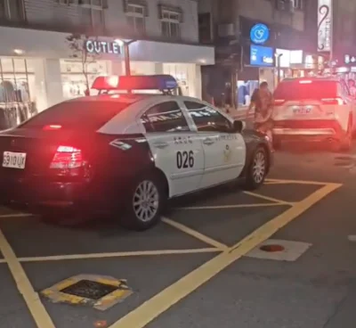 台北大安區情侶糾紛　員警前往處理男子肉身擋車