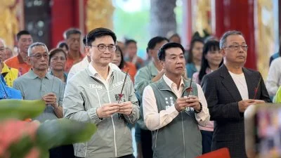 鳳山較勁！賴瑞隆成立後援會　許智傑坐鎮「本命區」大秀票倉肌肉