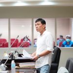 頭份新鋪道路半天就下陷!民眾險摔車 温俊勇要求徹查