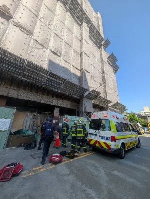 台中自由路第一銀行工地工人意外喪命！　遭掉落廢棄物砸中傷重不治