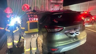 台61線清水段4車事故！休旅車追撞聯結車　40歲駕駛受困OHCA送醫