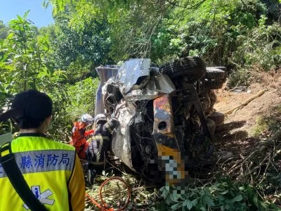 中秋連假又傳車禍死亡悲劇！　台東太麻里鄉砂石車翻落邊坡70歲翁當場喪命