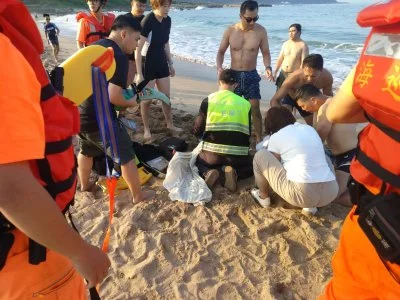 貢寮金沙灣傳溺斃悲劇！61歲男與兒子被海水帶離　兒子游上岸父救起送醫不治
