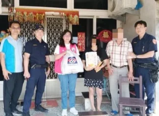 北港警關懷弱勢 串聯3民間團體送暖助急難家庭 北港警關懷弱勢 串聯3民間團體送暖助急難家庭