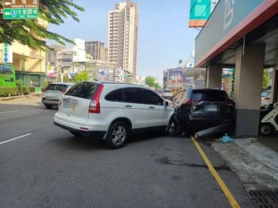 台中中清路連環撞肇逃駕駛落網！板模工稱「太累睡著」　棄車返家休息