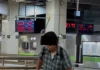 台鐵月台抽菸還找民眾吵架! 鐵警查獲函送衛生局裁罰 台鐵月台抽菸還找民眾吵架! 鐵警查獲函送衛生局裁罰