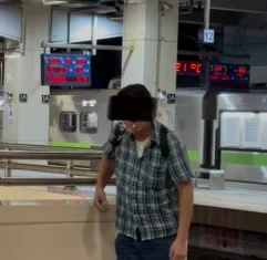 台鐵月台抽菸還找民眾吵架! 鐵警查獲函送衛生局裁罰 台鐵月台抽菸還找民眾吵架! 鐵警查獲函送衛生局裁罰